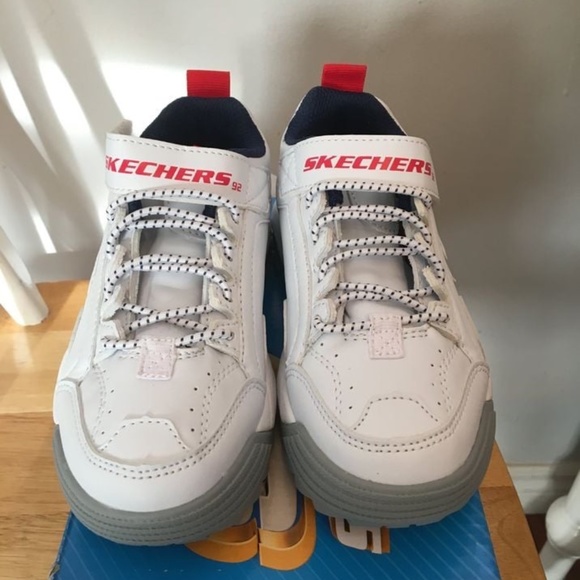 BRAND NEW youth boy girl skechers intershift white velcro shoes size 12 & 13 - Picture 5 of 8